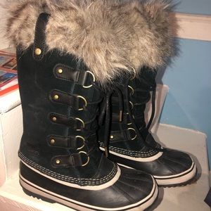 Sorel winter boots women size 7